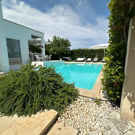 Luxury Panoramic In Οτράντο