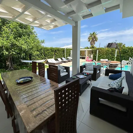 Luxury Panoramic In Οτράντο